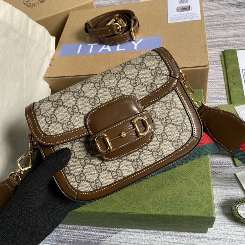 Gvc*1 horsebit bags